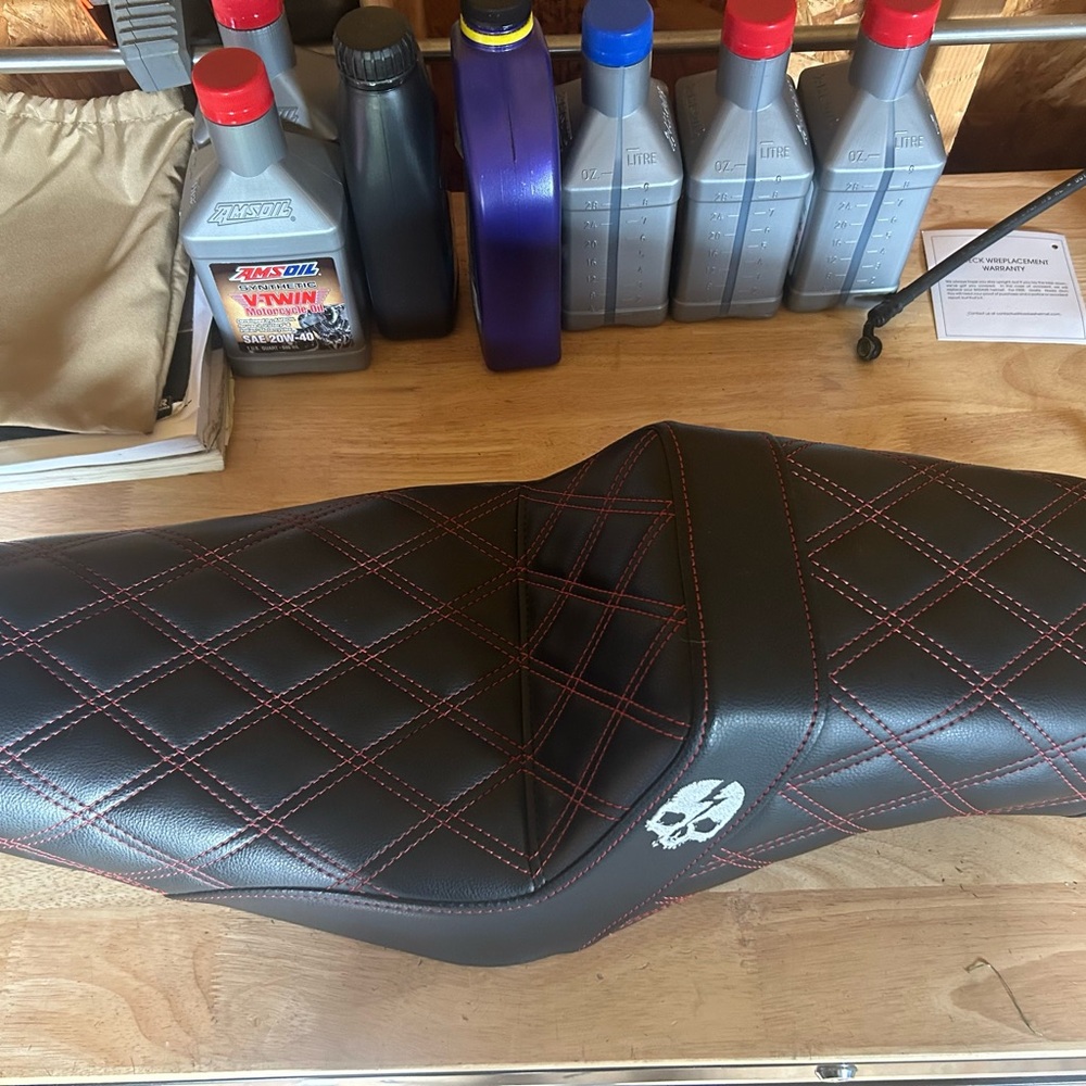 Custom Born Scum Saddlemen step up seat